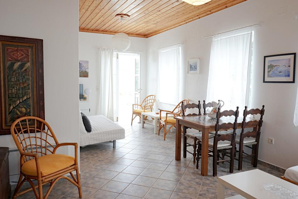 Kiki'S Houses Vlichos Hydra  Eksteriør billede